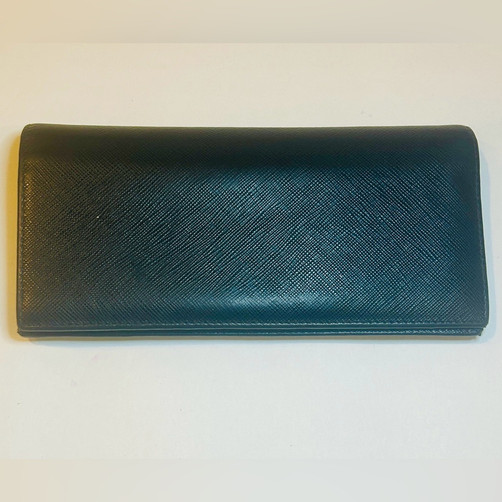 Prada Black Saffiano Bifold Leather Long Wallet Authentic Made in Italy - Picture 2 of 10